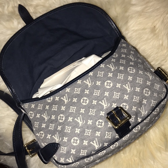 Louis Vuitton Navy Mini Lin Saumur Crossbody Bag - Picture 11 of 14